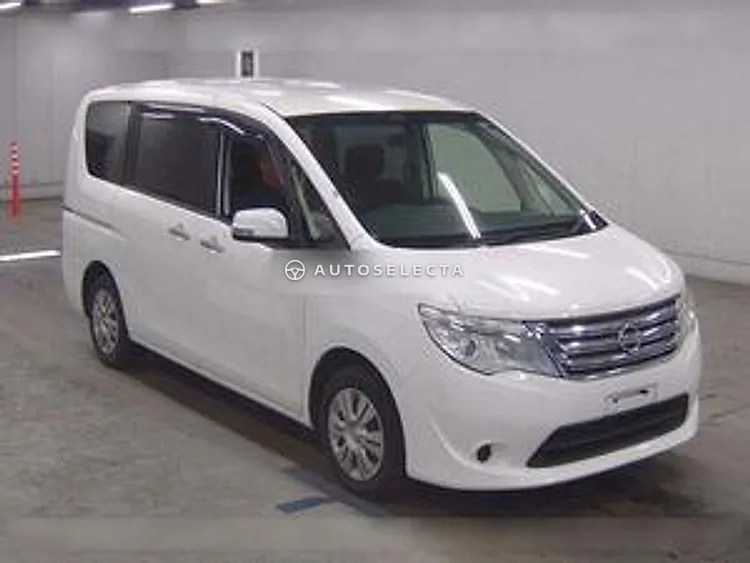 Nissan Serena 2015, photo 1 of 1