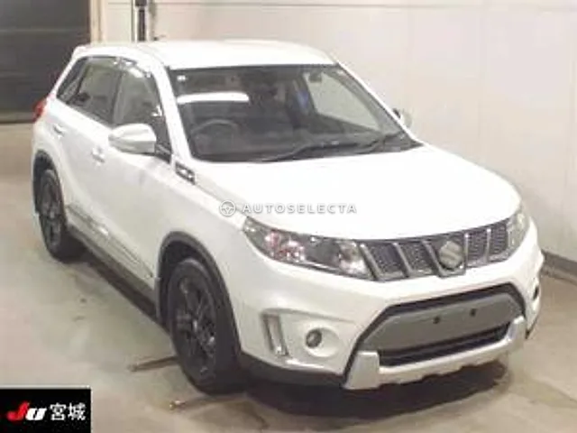 Suzuki Escudo 2017, auction grade 4.5
