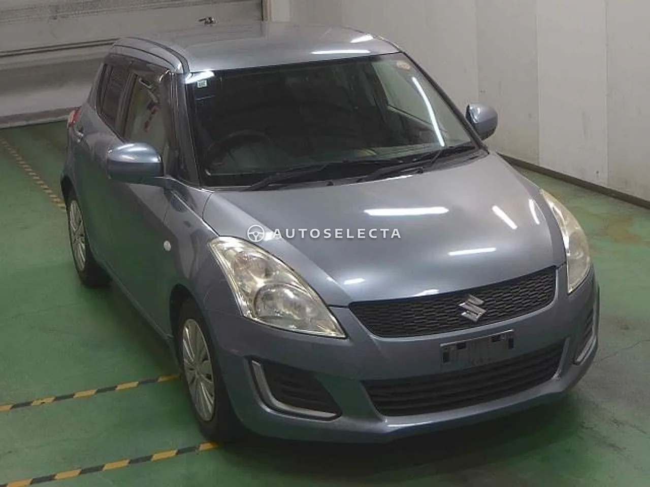 Suzuki Swift 2013, photo 1 of 8