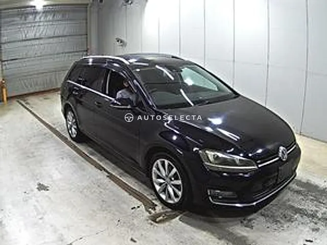 Volkswagen Golf Variant 2014, auction grade 4
