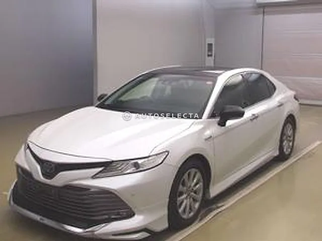 Toyota Camry 2017, auction grade 4