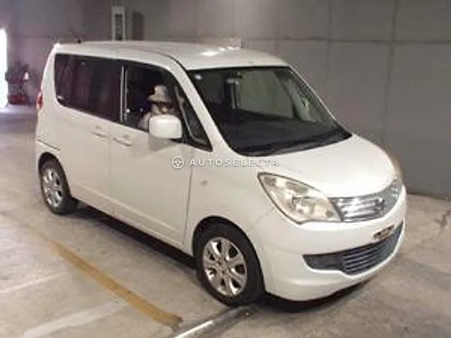 Suzuki Solio 2012, auction grade R