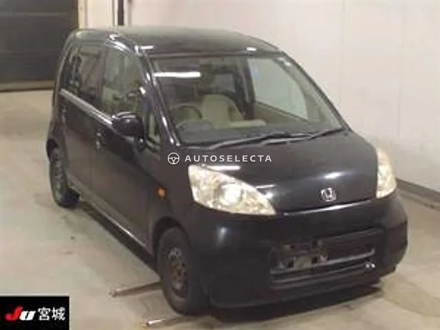 Honda Life 2007, auction grade RA