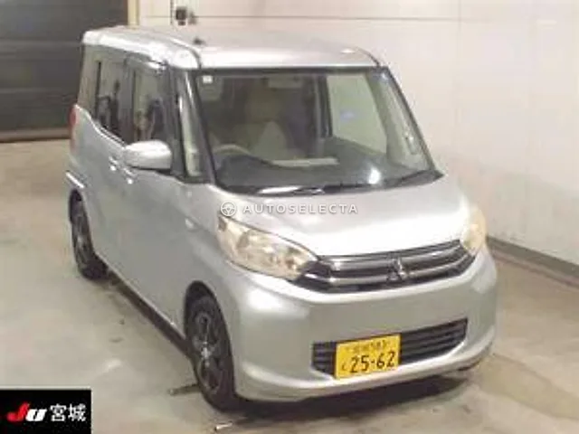 Mitsubishi eK Space 2014, auction grade RA