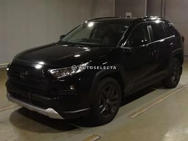 Toyota RAV4 2023, auction grade 4.5