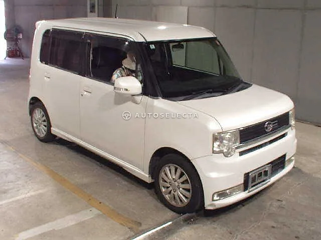 Daihatsu Move Conte 2009, auction grade 3.5