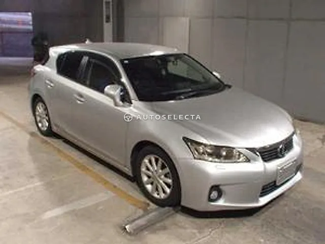 Lexus CT 2011, auction grade R