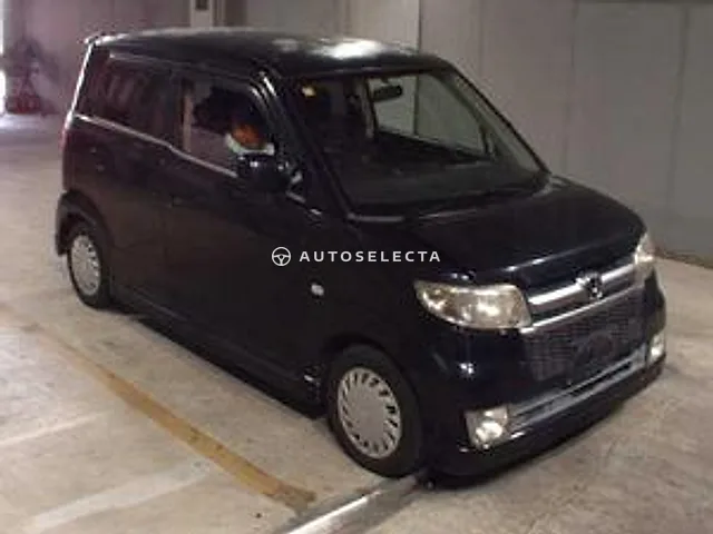 Honda Zest 2006, auction grade 3
