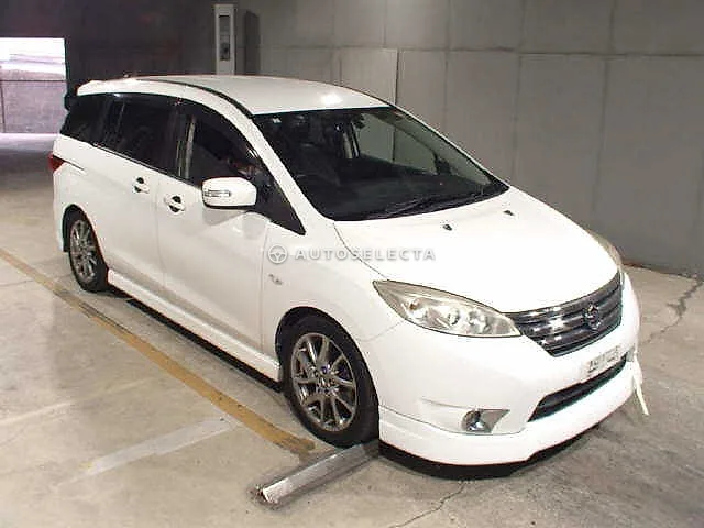 Nissan Lafesta 2015, auction grade 3.5