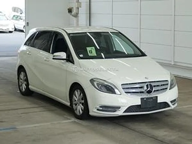 Mercedes-Benz B-Class 2013, auction grade 4