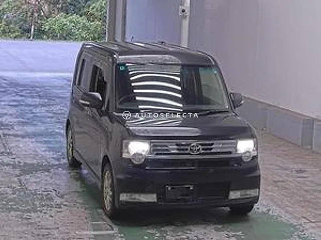 Toyota Pixis Space 2014, auction grade 3