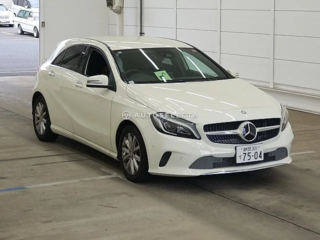 Mercedes-Benz A-Class 2016, auction grade 4