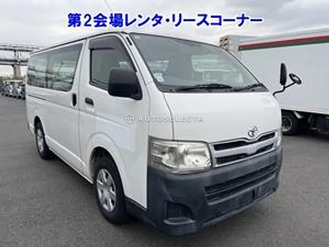 Toyota Hiace 2011, auction grade R