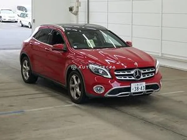 Mercedes-Benz GLA-Class 2019, auction grade 3.5