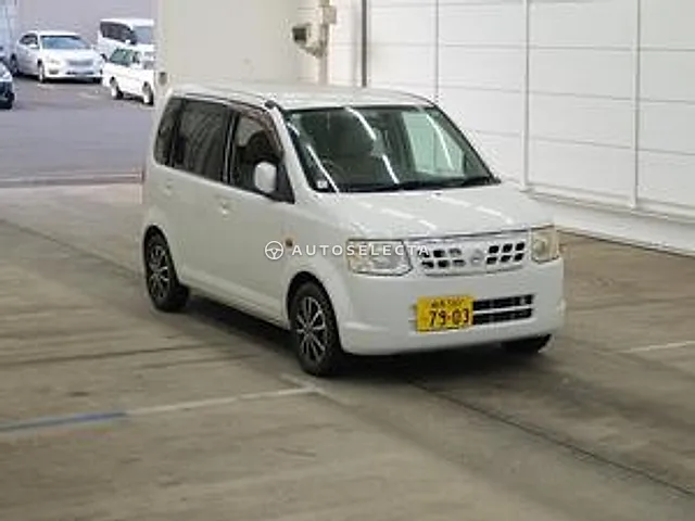 Nissan Otti 2009, auction grade 4