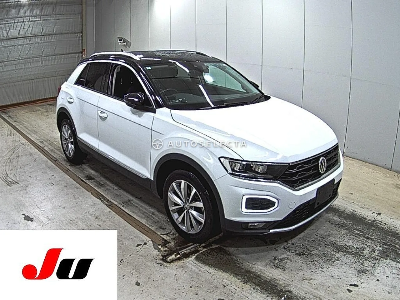 Volkswagen T-ROC 2020, photo 1 of 1
