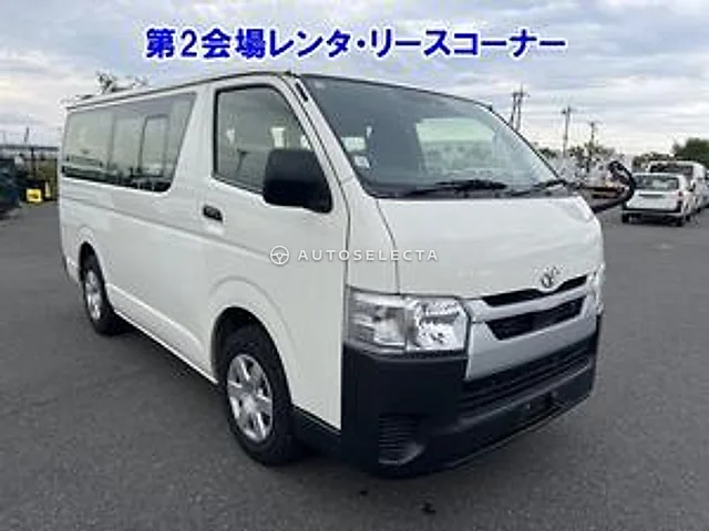 Toyota Hiace 2023, auction grade RA