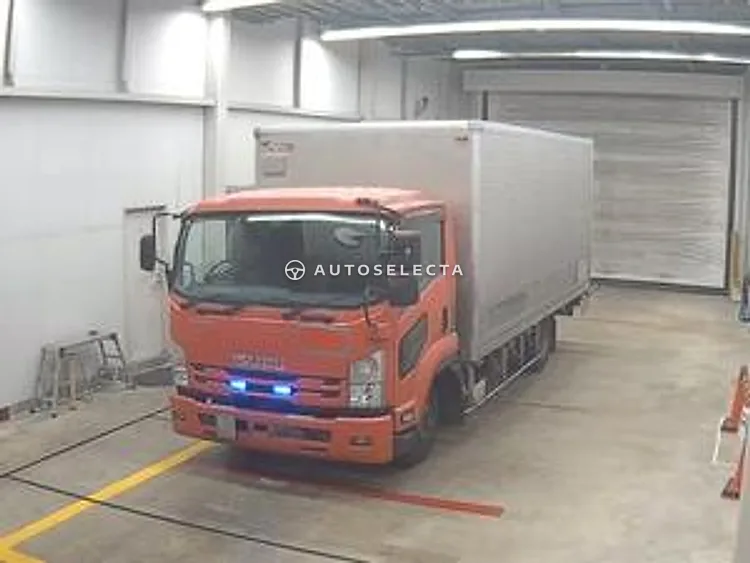 Isuzu Forward 2018, photo 1 of 1