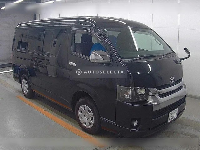 Toyota Hiace Wagon 2008, auction grade R2