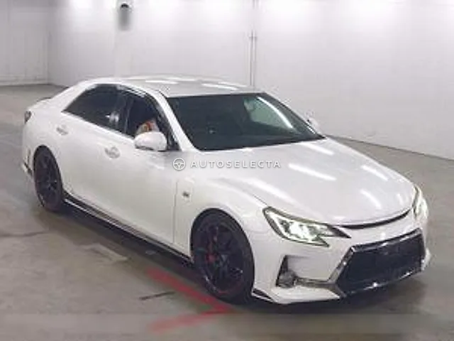 Toyota Mark X 2013, auction grade R