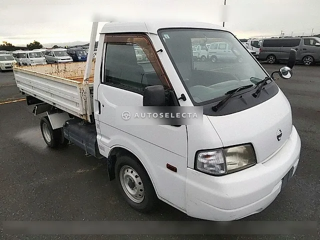 Nissan Vanette Truck 2012, auction grade 3.5