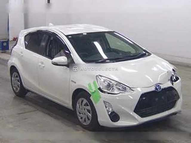 Toyota Aqua 2015
