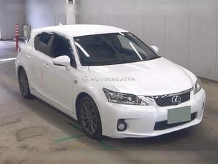 Lexus CT 2012, photo 1 of 6