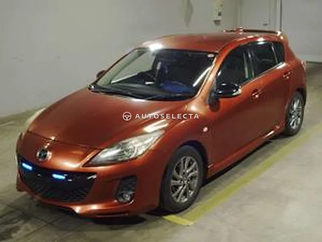 Mazda Axela Sport 2013, auction grade 3