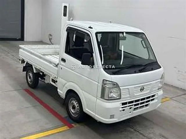 Nissan NT100 Clipper 2018, auction grade 3.5