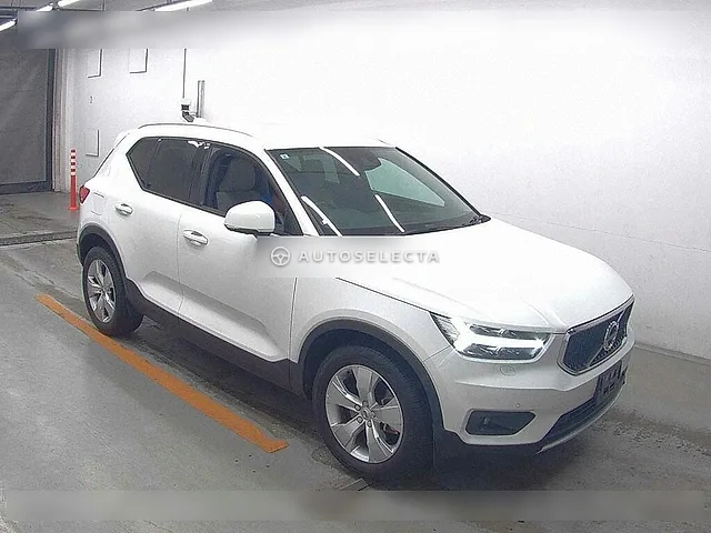 Volvo XC40 2019, auction grade 4.5