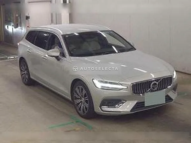 Volvo V60 2021, auction grade 4.5