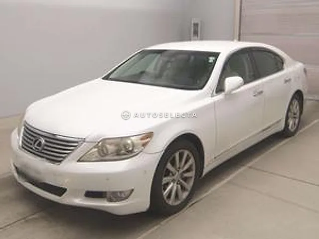 Lexus LS 2011, auction grade 3.5