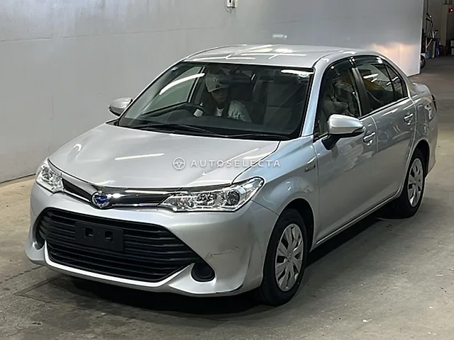 Toyota Corolla Axio 2017, auction grade 3.5