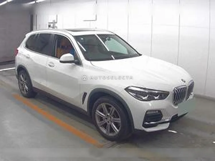 BMW X5 2021, photo 1 of 6