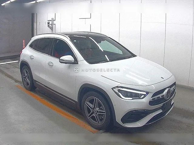 Mercedes-Benz GLA-Class 2023, auction grade 5