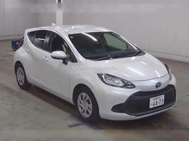 Toyota Aqua 2022, auction grade 4.5