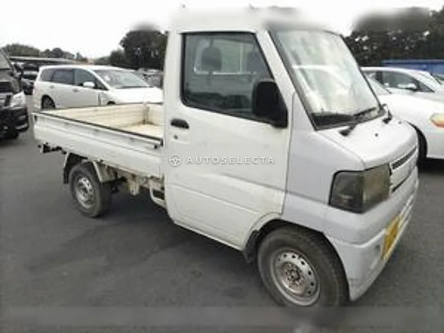 Mitsubishi Minicab Truck 2010