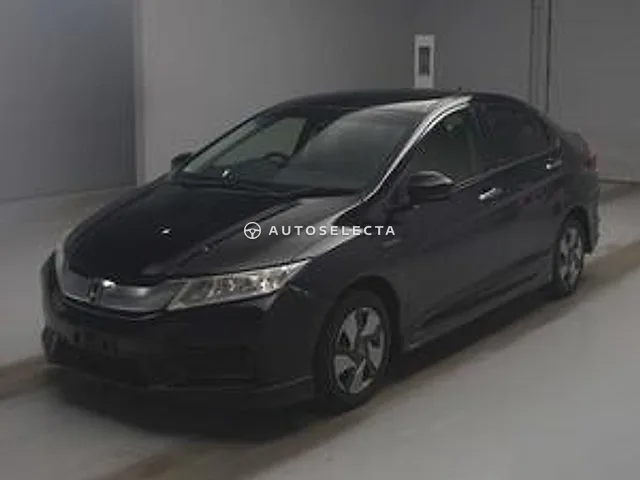 Honda Grace 2015, auction grade 3.5