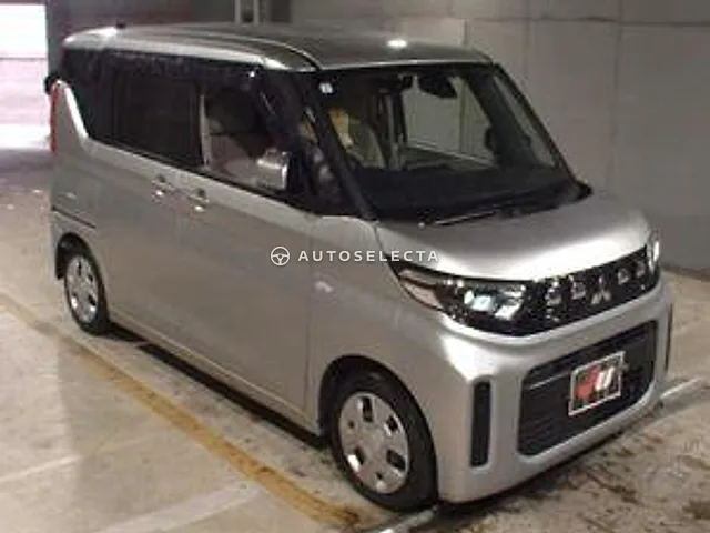Mitsubishi eK Space 2025, auction grade 5