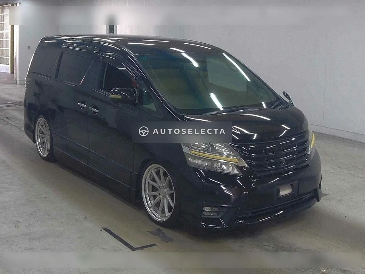 Toyota Vellfire 2008, photo 1 of 1