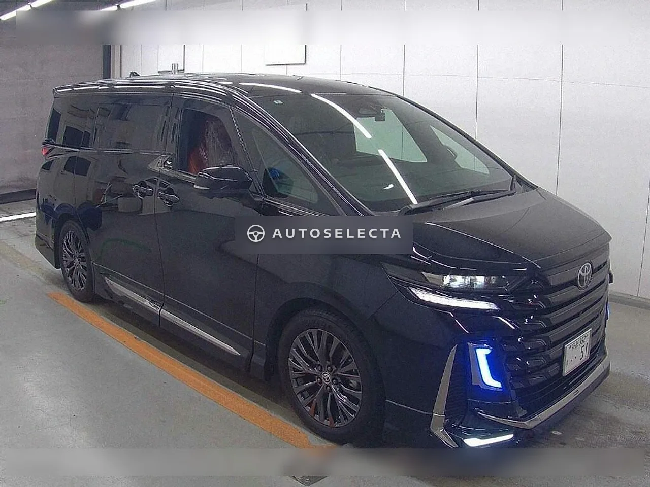 Toyota Vellfire 2024, photo 1 of 6