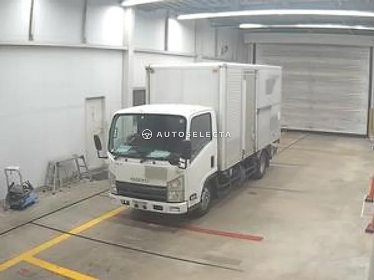 Isuzu ELF 2010, photo 1 of 1