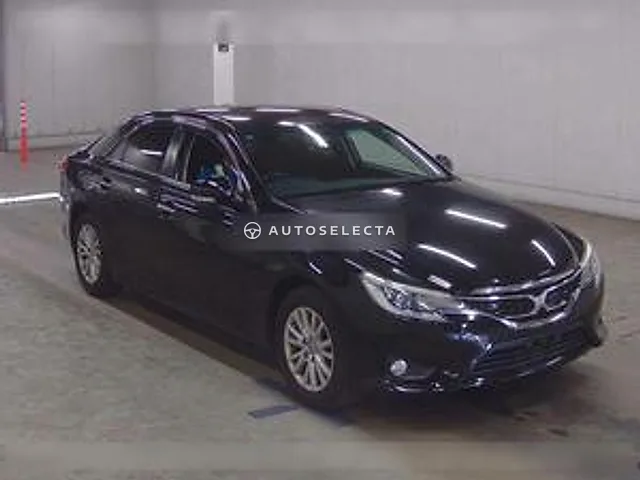 Toyota Mark X 2016, auction grade R
