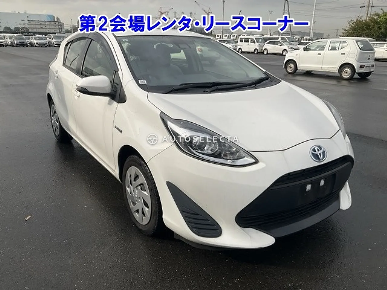 Toyota Aqua 2017, photo 1 of 1