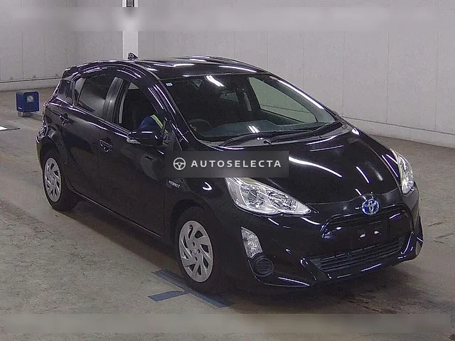 Toyota Aqua 2015, auction grade 4