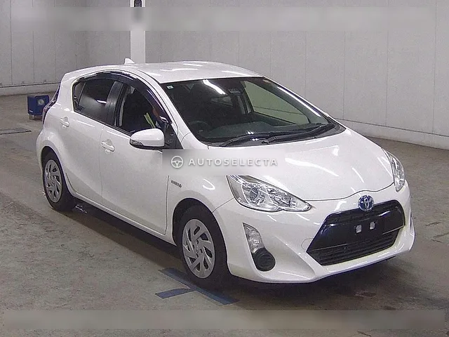 Toyota Aqua 2016, auction grade 4.5