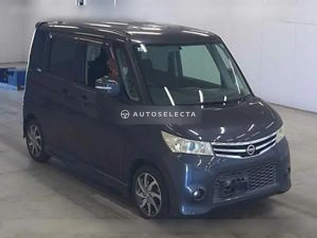 Nissan Roox 2011