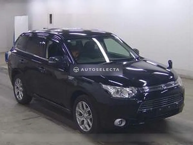 Mitsubishi Outlander PHEV 2013, auction grade 4