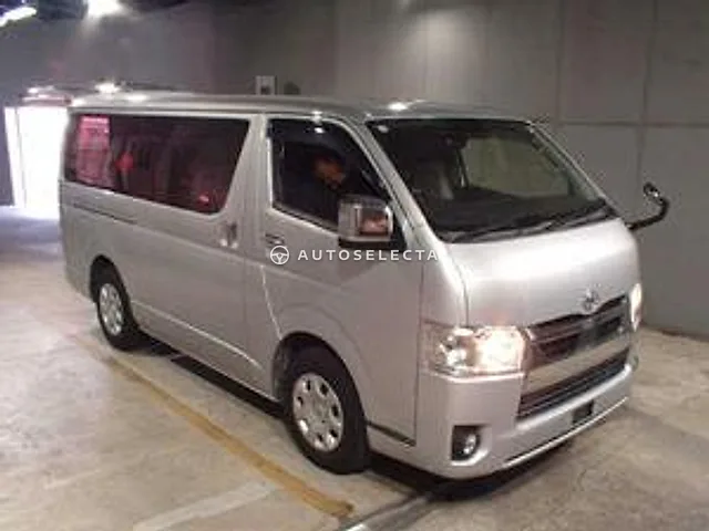 Toyota Hiace 2020, auction grade 3.5