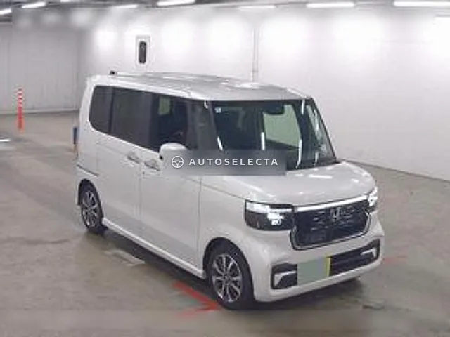 Honda N-BOX Custom 2024, auction grade 5